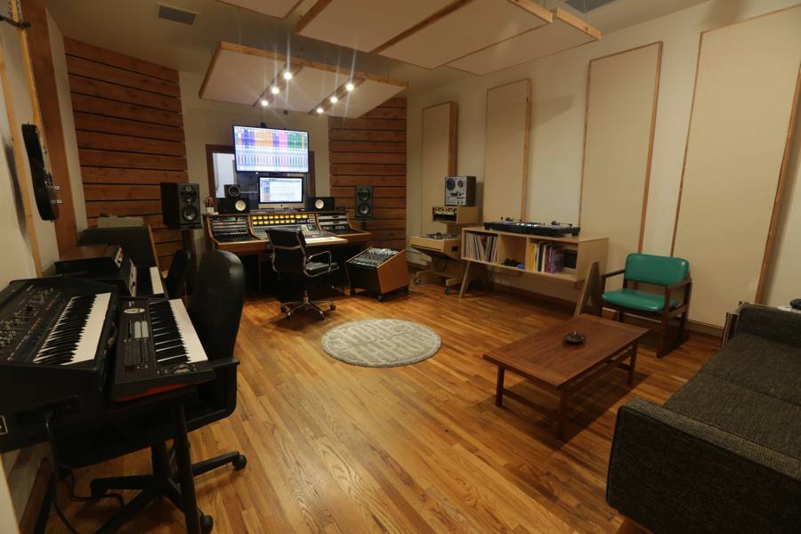 Stones Throw Studios